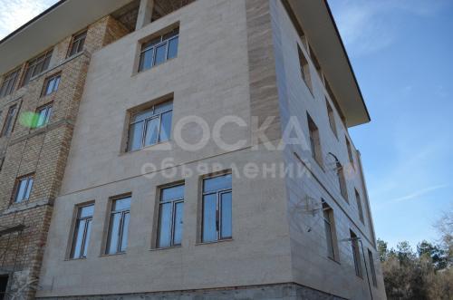 Продаю квартиру 5-ком., 250кв. м., этаж - 1/4, р-н парка Ата тюрк,