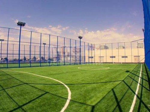 Продаем искусственный газон от 8 долларов для футбольных полей, теннисных кортов и т.д, от 8 долларов, в наличии и под заказ. Выбор огромный