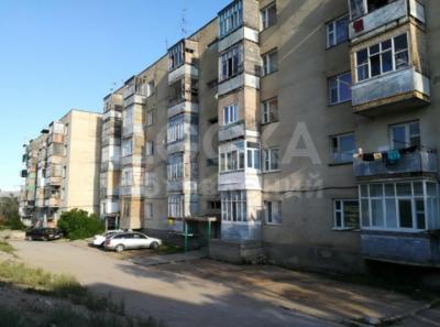 Продаю 1-комнатную квартиру, 1кв. м., этаж - 4/5, г.Чолпон-Ата, 3мкр (ПМК).