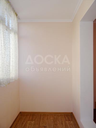 Продаю 3-комнатную квартиру, 77кв. м., этаж - 4/9, м-н Улан / Ахунбаева.