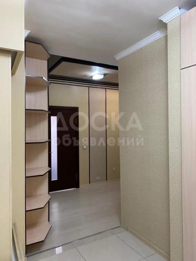 Продаю 4-комнатную квартиру, 120кв. м., этаж - 3/7, ЗАГС.