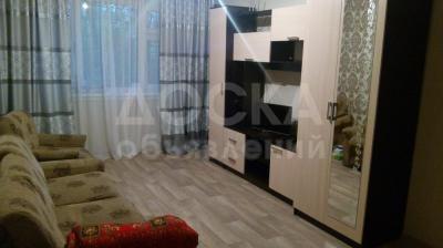 Продаю 1-комнатную квартиру, 34кв. м., этаж - 1/4, 6 микрорайон.