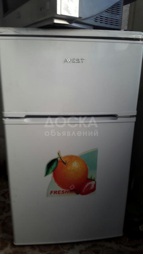 Компактный Холодильник Avest практически новый 6500c