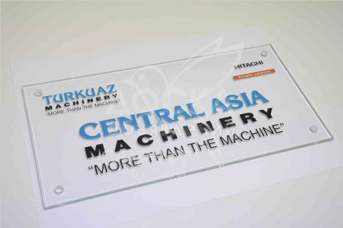 Вывески, таблички, указатели.