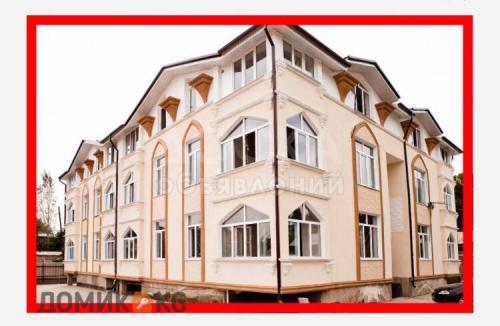 Продаю квартиру 2-ком., 35кв. м., этаж - 3/3, Ленинградская / Исанова.