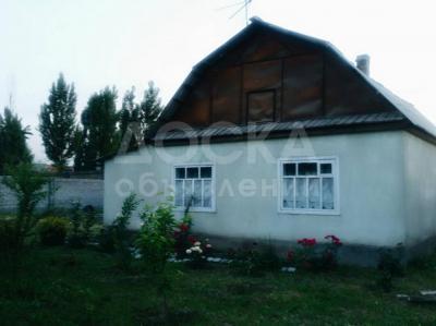 Продаю дом 6-ком., 1кв. м., этаж-1, 3-сот., стена кирпич, А-Бешик.