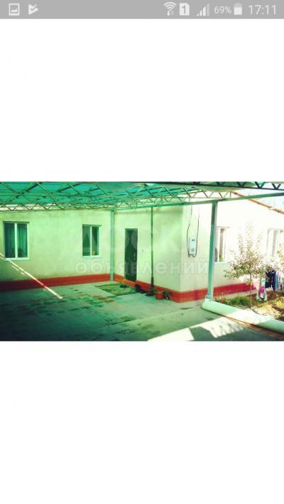 Продаю полдома 3-ком., 1кв. м., этаж-1, 3-сот., стена другое, Киркомстром.