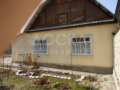 Продаю дом 6-ком., 1кв. м., этаж-1, 3-сот., стена саман, А-Бешик.