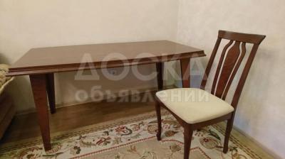 Продаю стол со стульями 6 штук Istikbal