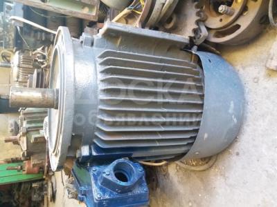 Продаю электродвигатели, редуктора, насосы и вытяжки высокого давления