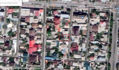 Продаю дом 4-ком. 80кв. м., этаж-1, 4-сот., стена кирпич, пер. Ахунбаева/Уссурийская.