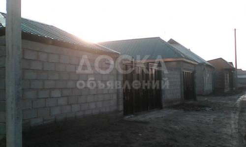 Продаю дом, 6-ком., 100кв. м., этаж-1, 5-сот., стена кирпич, Бишкек,