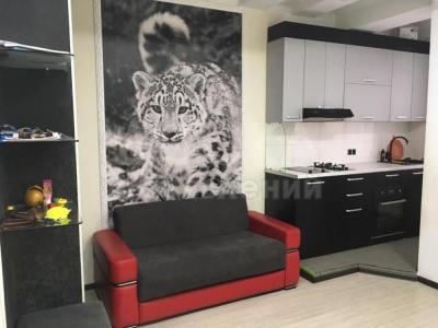 Продаю 2-комнатную квартиру, 55кв. м., этаж - 10/10, Чуйкова 134.