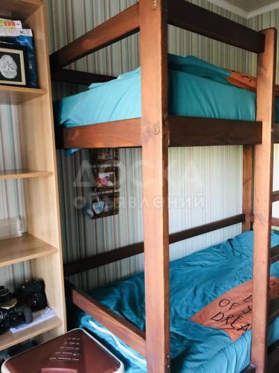 Продаю подростковую двухъярусную кровать из натурального дерева