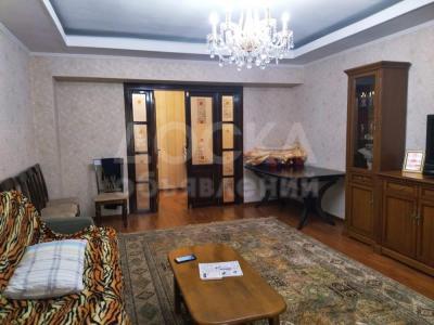 Срочно продам 3 комнатную квартиру 92 кв.м. 2/9 эт, Золотой квадрат, элитка, Бишкек 82 000 $