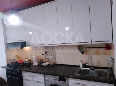 Продаю 2-комнатную квартиру, 47кв. м., этаж - 4/4, Село Сокулук. Фрунзе Калинина. .