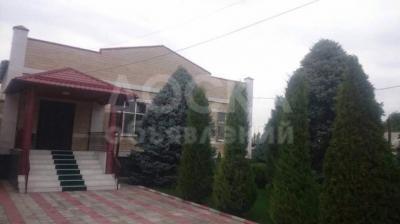 Продаю дом 3-ком., 170кв. м., этаж-1, 12-сот., стена кирпич, Дзержинская пересекает щербакова.