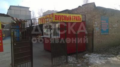 Продаю коммерческую недвижимость торговые помещения 1кв. м., Бишкек.