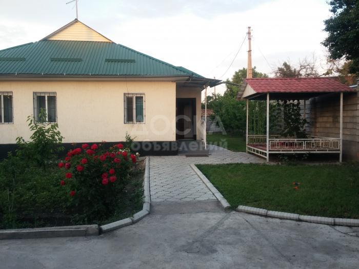 Продаю дом, 3-ком., 76кв. м., этаж-1, 6-сот., стена кирпич, Раб.Гор ул. Красная 38,