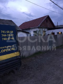 Продаю дом 6-ком. 123кв. м., этаж-1, 7-сот., стена кирпич, Сокулукская д.26.