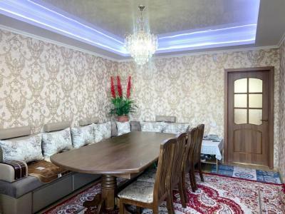 Продаю 3-комнатную квартиру, 85кв. м., этаж - 5/9, ЖК «Ихлас» Бакаева 132, Ахунбаева/Чапаева.