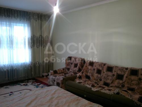 Продаю дом 5-ком., 10 11кв. м., этаж-1, 6-сот., стена другое, c. Степное.