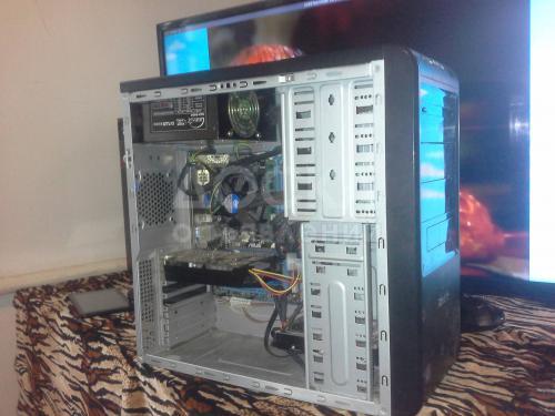 Продаю мощьный игровой системный блок!Берите пока не передумал...,