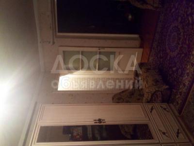 Продаю 2-комнатную квартиру, 43 кв.м.кв. м., этаж - 2/4, Токтоналиева/Ахунбаева.