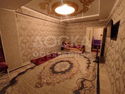 Продаю 1-комнатную квартиру, 47кв. м., этаж - 4/10, молдокулова 125.