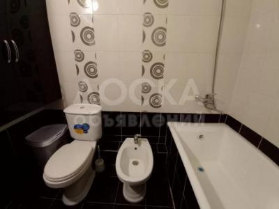 Продаю 2-комнатную квартиру, 78кв. м., этаж - 4/9, Восток-5 10/6.