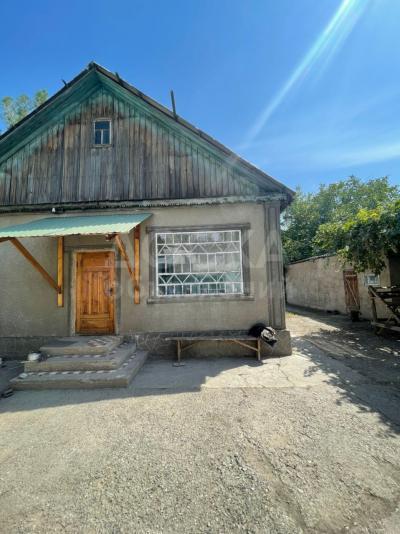 Продаю дом 4-ком. 70кв. м., этаж-1, 17 +(8) не оформленых-сот., стена саман, Сокулук . Ул Первомайская.