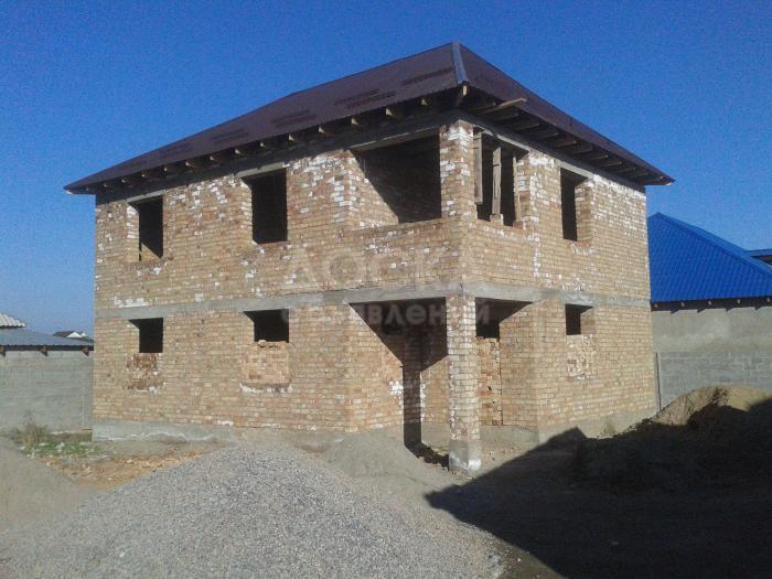 Продаю недостроенный 2-х этажный дом