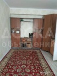 Продаю 1-комнатную квартиру, 32м2кв. м., этаж - 2/5, Ул.Боконбаева-Молодой Гвардии.