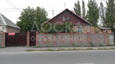 Продаю дом 5-ком. 120кв. м., этаж-1, 5-сот., стена кирпич, Щербакова 178.