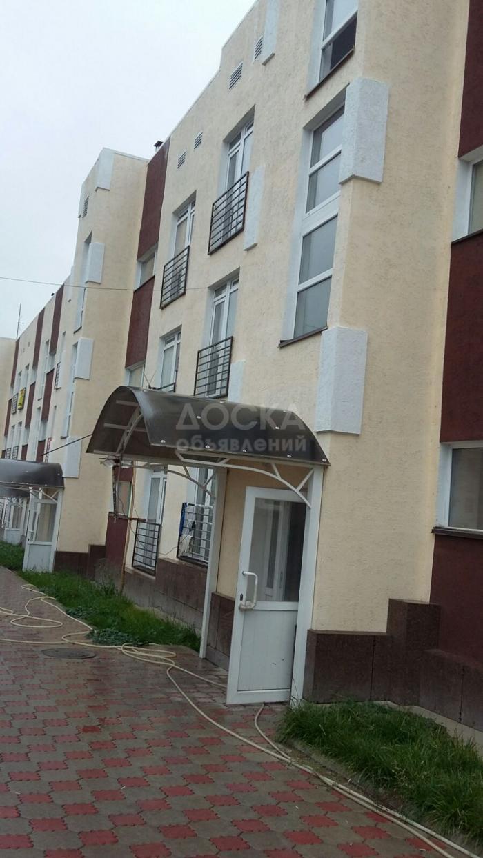 Продаю квартиру 1-ком., 50кв м кв. м., этаж - 2/4, Баха гагарина,