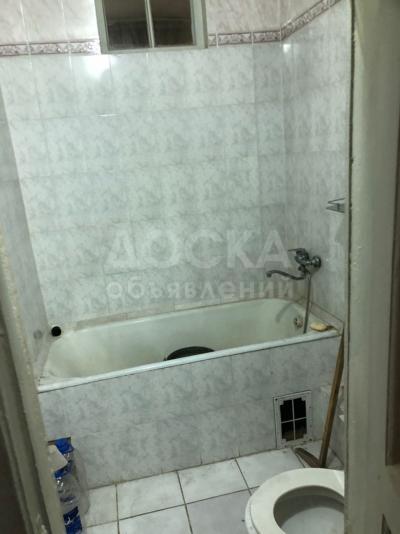 Продаю 1-комнатную квартиру, 30кв. м., этаж - 3/3, Юг-2.