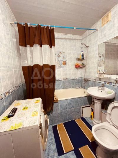 Продаю 2-комнатную квартиру, 72кв. м., этаж - 5/10, Верхний Джал.