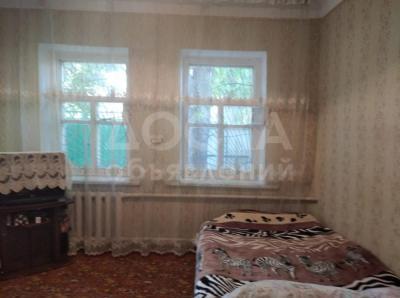 Продаю дом 5-ком. 50кв. м., этаж-1, 5,8-сот., стена кирпич, ул. Буденного р-н Аламединского рынка.