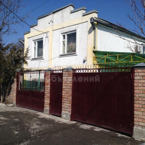 Продаю дом 7-ком., 160 кв жилойкв. м., этаж-2, 5 сот-сот., стена кирпич, Можайского/Снегирева (р.Баят).