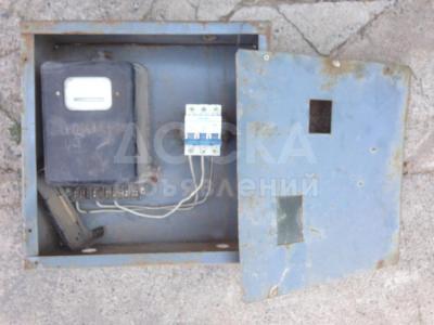 трехфазный электрический счетчик механический