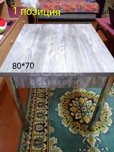 Продам стол новый