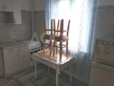 Продаю 1-комнатную квартиру, 35кв. м., этаж - 4/9, городок Строителей.