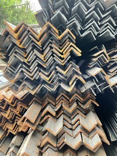 Уголок НКД (некондиция) всех размеров и в объёме 3-4-5-6 метров