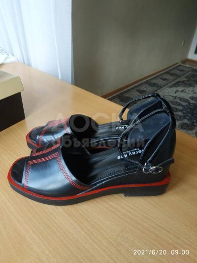 продаю обувь