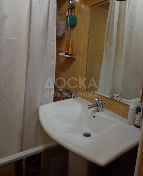 Продаю квартиру 3-ком., 65.7кв. м., этаж - 9/9, Чуй-Карпинского.