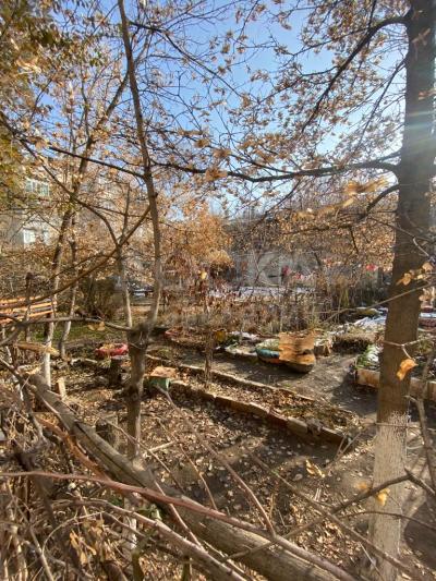 Продаю 2-комнатную квартиру, 42кв. м., этаж - 2/3, Юг2.