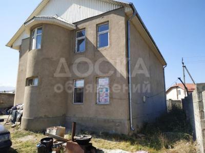 Продаю дом 5-ком. 135кв. м., этаж-2, 10-сот., стена кирпич, КОК-ЖАР.