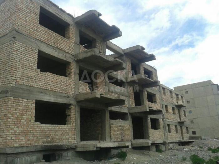 Продаю коммерческую недвижимость здания 900кв. м., г. Балыкчы, Ала-Тоо,