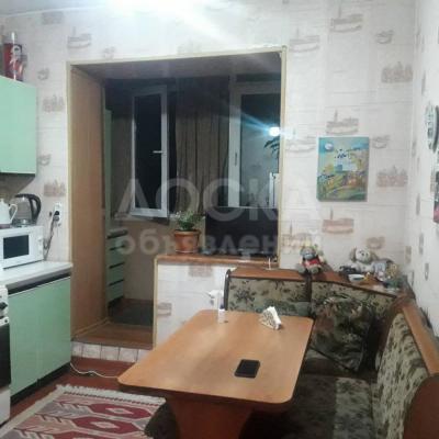 Продаю 2-комнатную квартиру, 50кв. м., этаж - 5/5, ул.Белинка-Киевская.