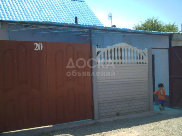 Продаю дом, 4-ком., 78кв. м., этаж-1, 2.0сот-сот., стена кирпич, г. Бишкек, Киргизия 1 ул. Парковая,